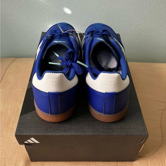 Blue Adidas Velosamba Vegan shoes - Picture 4 of 5